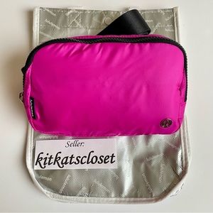 🆕 1L HIGHLIGHT PURPLE - NWT lululemon everywhere belt bag EBB